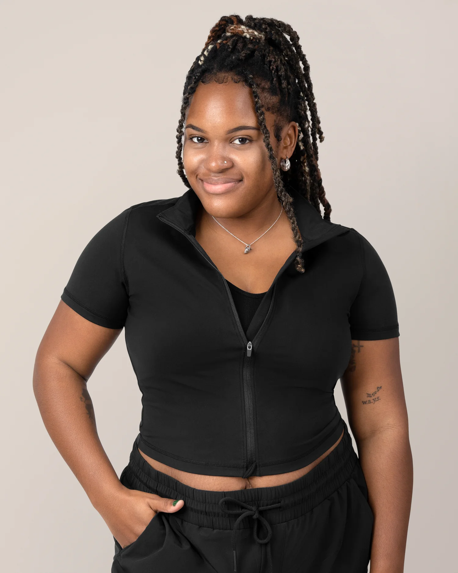 Presley Active Zip Front Nursing Top | Black - Image 6
