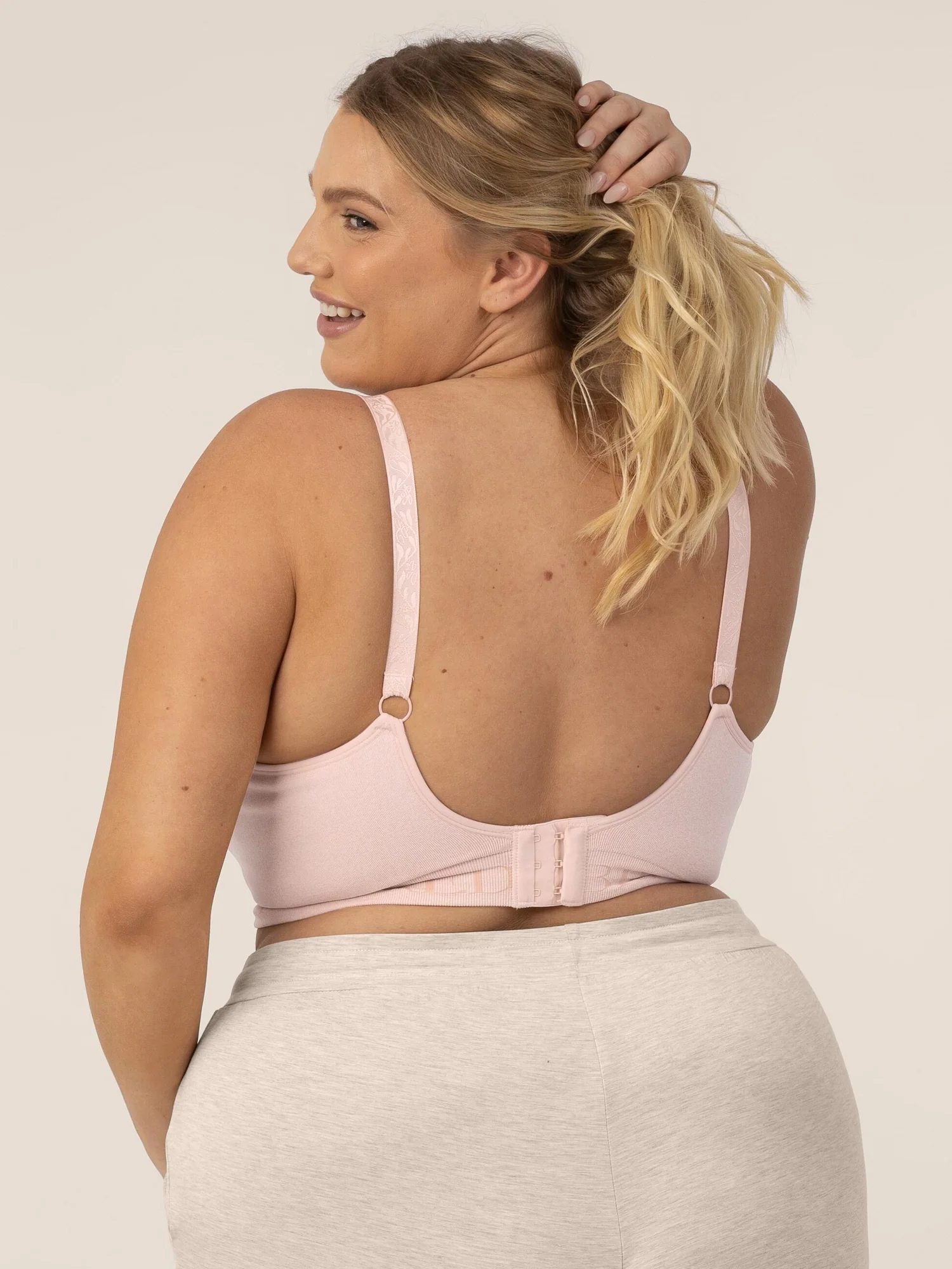 Sublime® Hands-Free Pumping & Nursing Bra | Pink Heather - Image 4