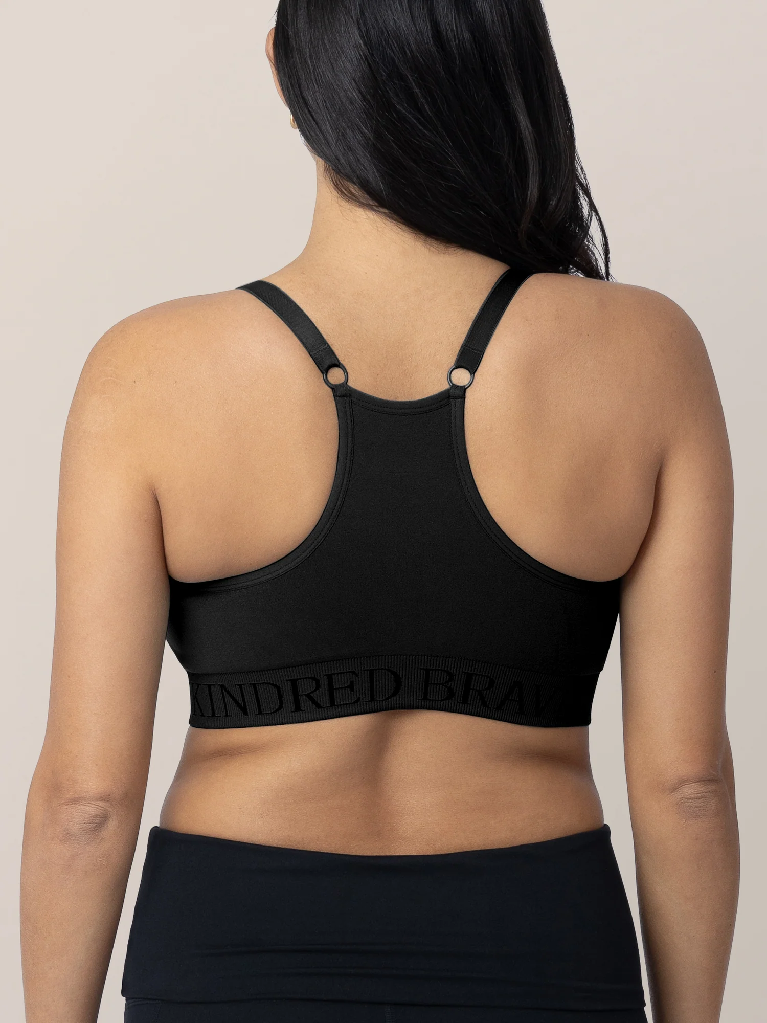 Sublime® Hands-Free Pumping & Nursing Sports Bra | Black - Image 3